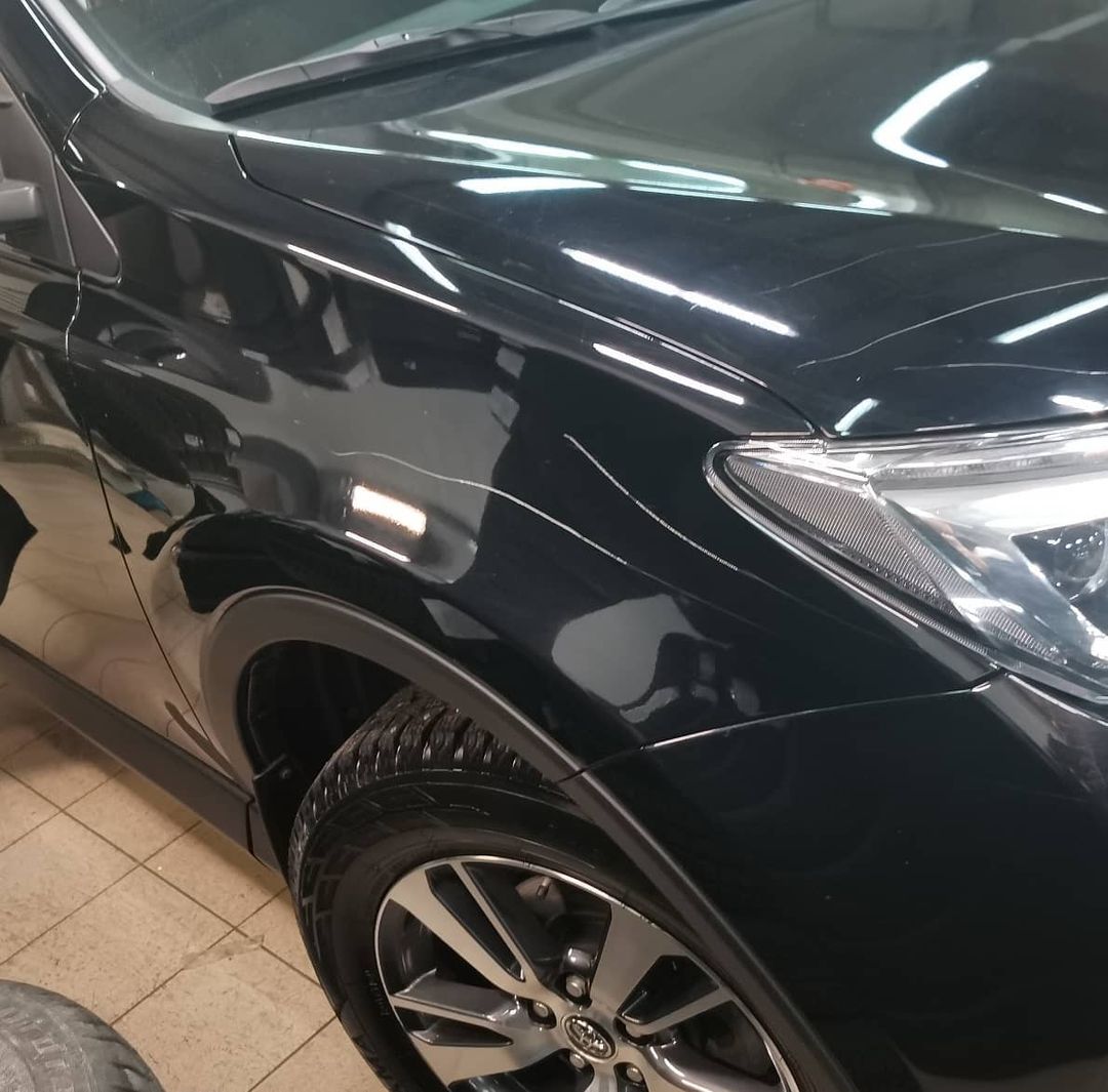 Toyota Rav 4 после вандалов.